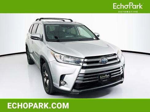 Used 2018 Toyota Highlander Limited Platinum AWD/4WD image 1