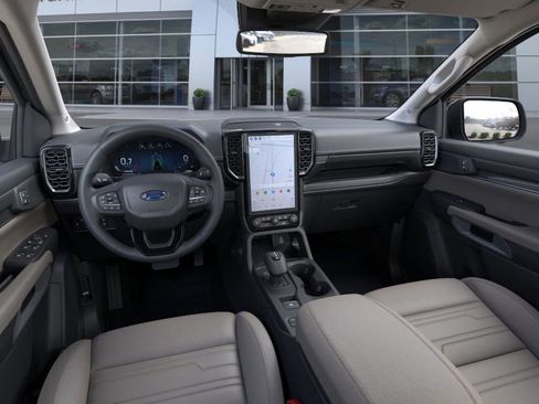 New 2025 Ford Ranger Lariat w/ FX4 Off-Road Package image 9