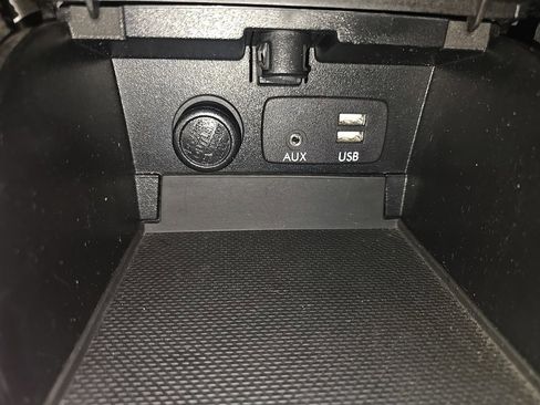 Used 2016 Subaru Outback 2.5i Limited image 30