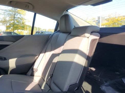 Used 2025 Subaru Legacy Limited image 31