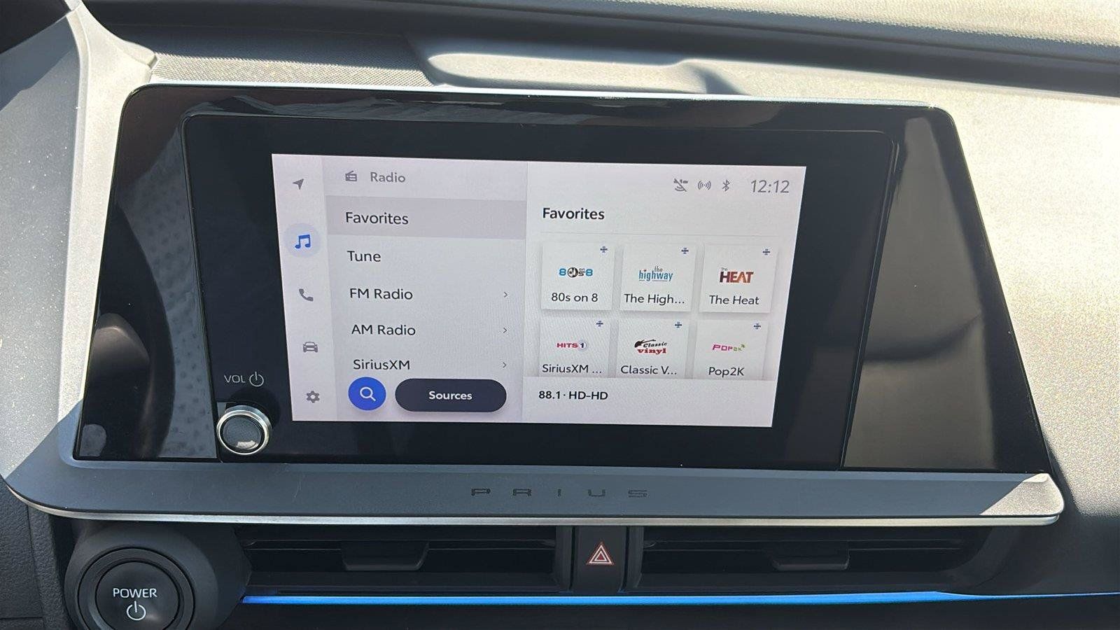 Used 2023 Toyota Prius XLE FWD image 31