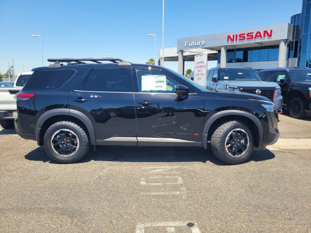 New 2026 Nissan Pathfinder Rock Creek AWD/4WD image 4
