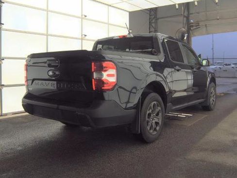 Used 2022 Ford Maverick XLT image 3