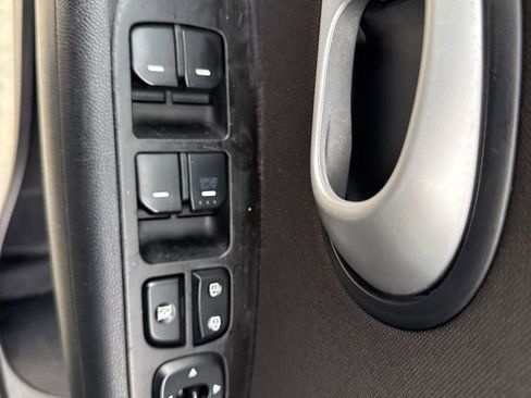 Used 2016 Kia Soul Base image 22