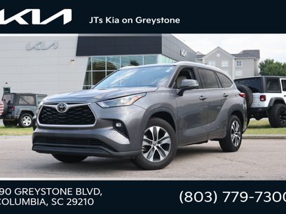 Used 2022 Toyota Highlander XLE