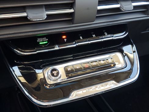 New 2026 Lincoln Corsair Premiere image 22