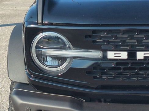 Certified 2023 Ford Bronco Wildtrak image 10