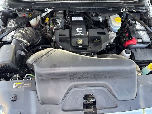 Used 2022 RAM 2500 Tradesman AWD/4WD image 54