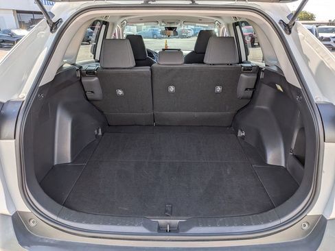 Used 2024 Toyota RAV4 LE AWD/4WD image 27