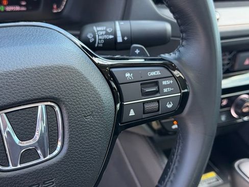 Used 2024 Honda Accord Touring image 27