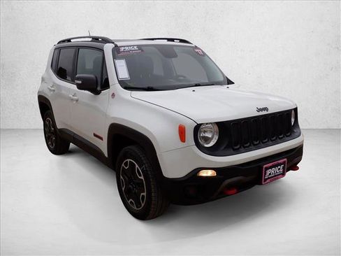 Used 2017 Jeep Renegade Trailhawk AWD/4WD image 6