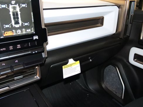 Used 2025 GMC Hummer EV 3X AWD/4WD image 49