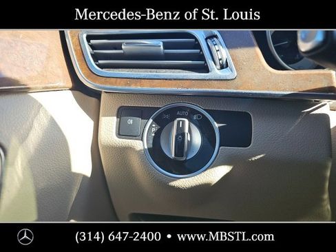 Used 2014 Mercedes-Benz E 350 4MATIC Sedan image 23