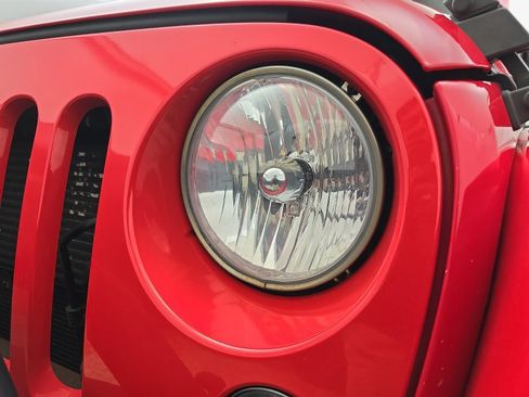 Used 2017 Jeep Wrangler Unlimited Sport w/ Quick Order Package 24S AWD/4WD image 28