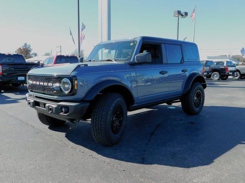 New 2025 Ford Bronco Big Bend w/ Black Diamond Package AWD/4WD image 4