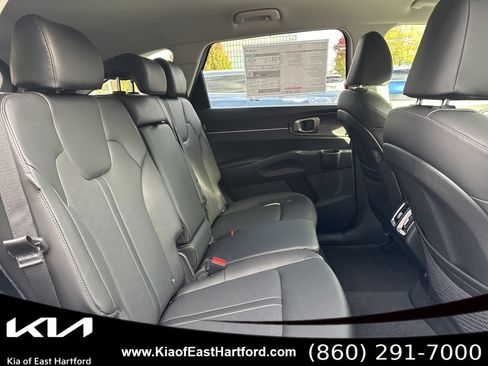 New 2026 Kia Sorento EX AWD/4WD image 14