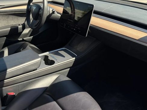 Used 2023 Tesla Model 3 Standard Range RWD image 15