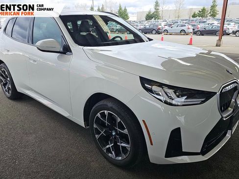 Used 2025 BMW X3 xDrive30i image 3
