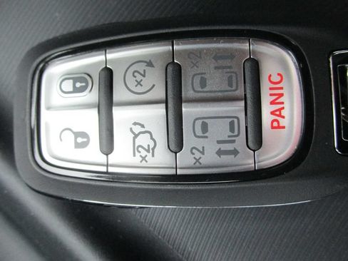 New 2027 Chrysler Pacifica Select w/ Family Tech Group FWD image 53