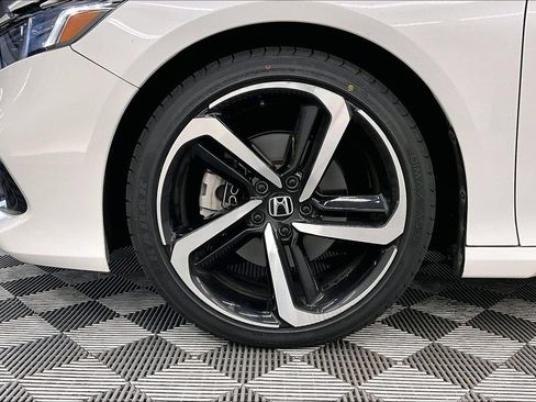 Used 2022 Honda Accord Sport image 8