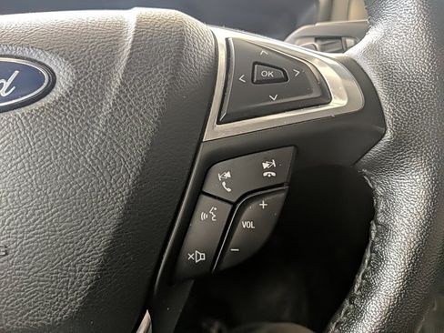 Used 2018 Ford Fusion SE w/ Equipment Group 201A image 14