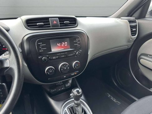 Used 2014 Kia Soul + w/ UVO w/Eservices Package FWD image 27