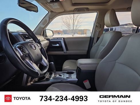 Used 2014 Toyota 4Runner SR5 Premium image 13