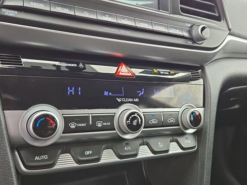 Used 2020 Hyundai Elantra SEL w/ Cargo Package (C1) image 12