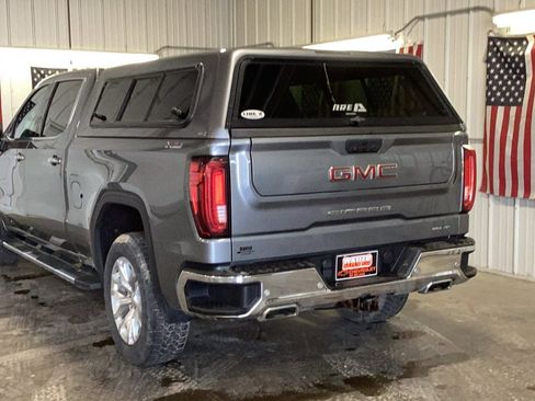 Used 2021 GMC Sierra 1500 SLT w/ SLT Premium Package image 4