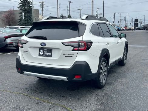 Used 2023 Subaru Outback Touring image 5