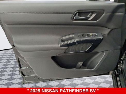Certified 2025 Nissan Pathfinder SV AWD/4WD image 10