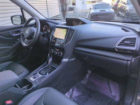 Used 2022 Subaru Forester Touring image 33
