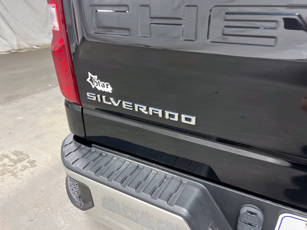 Used 2024 Chevrolet Silverado 1500 LT AWD/4WD image 19