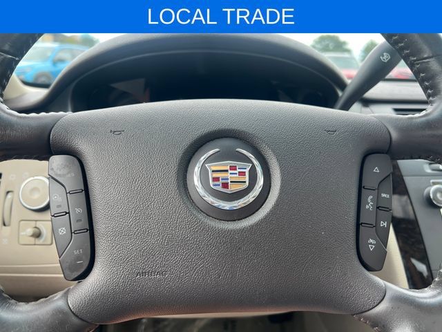 Used 2011 Cadillac DTS Luxury FWD image 22