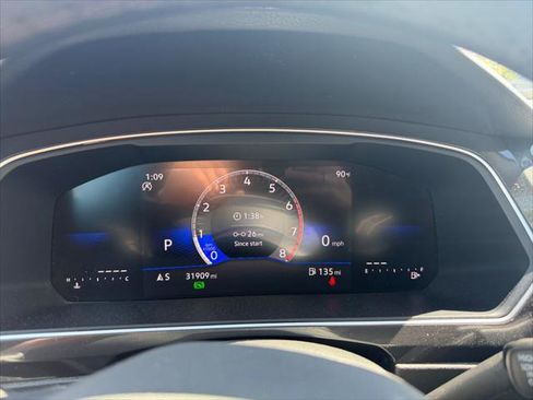 Used 2024 Volkswagen Tiguan Wolfsburg Edition FWD image 23