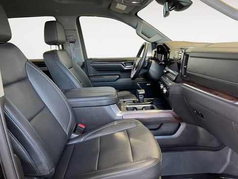 Used 2024 GMC Sierra 1500 SLT w/ SLT Premium Plus Package AWD/4WD image 13
