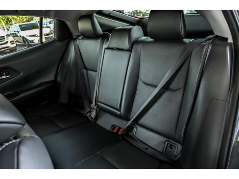 Used 2024 Toyota Prius XLE AWD/4WD image 11