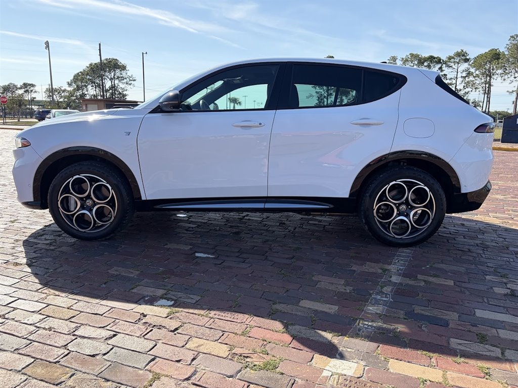 Used 2024 Alfa Romeo Tonale Ti w/ Active Assist Package AWD/4WD image 8
