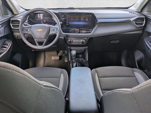 Used 2024 Chevrolet TrailBlazer LT image 14