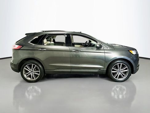 Used 2019 Ford Edge Titanium w/ Cold Weather Package AWD/4WD image 9