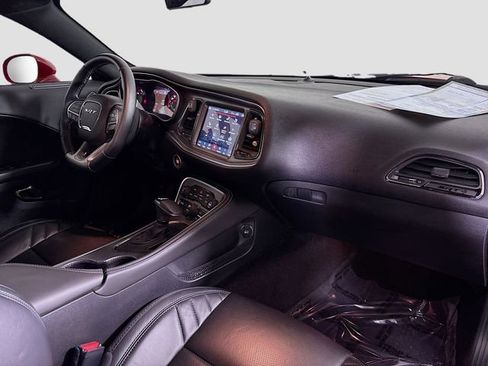 Used 2019 Dodge Challenger SRT Hellcat Redeye image 32