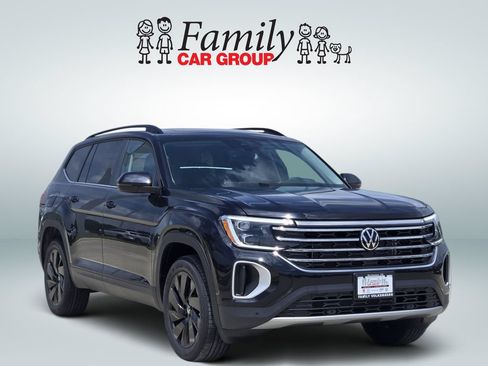 New 2026 Volkswagen Atlas SE FWD image 2