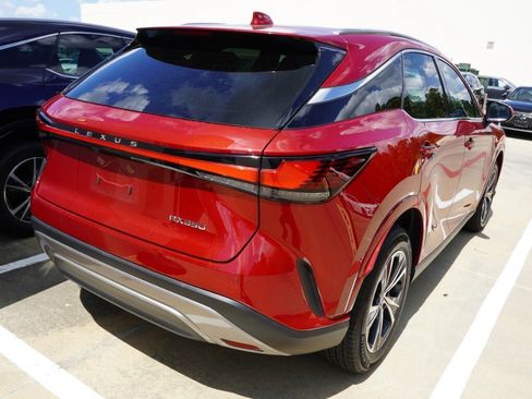Used 2023 Lexus RX 350 Premium w/ Cold Area Package FWD image 6