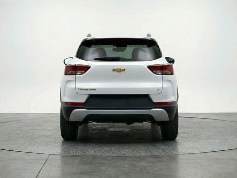 Used 2025 Chevrolet TrailBlazer LT image 7