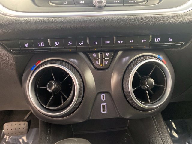Used 2019 Chevrolet Blazer LT FWD image 21