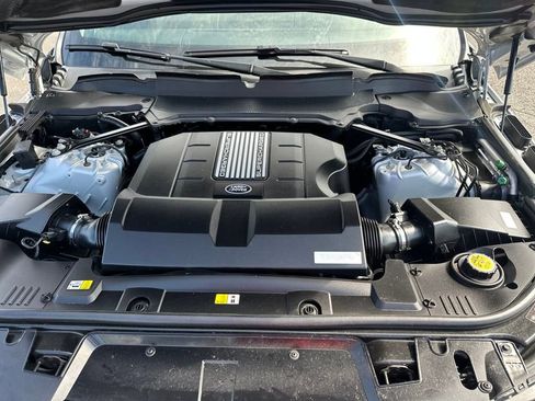 Used 2019 Land Rover Range Rover Sport HSE Dynamic image 9