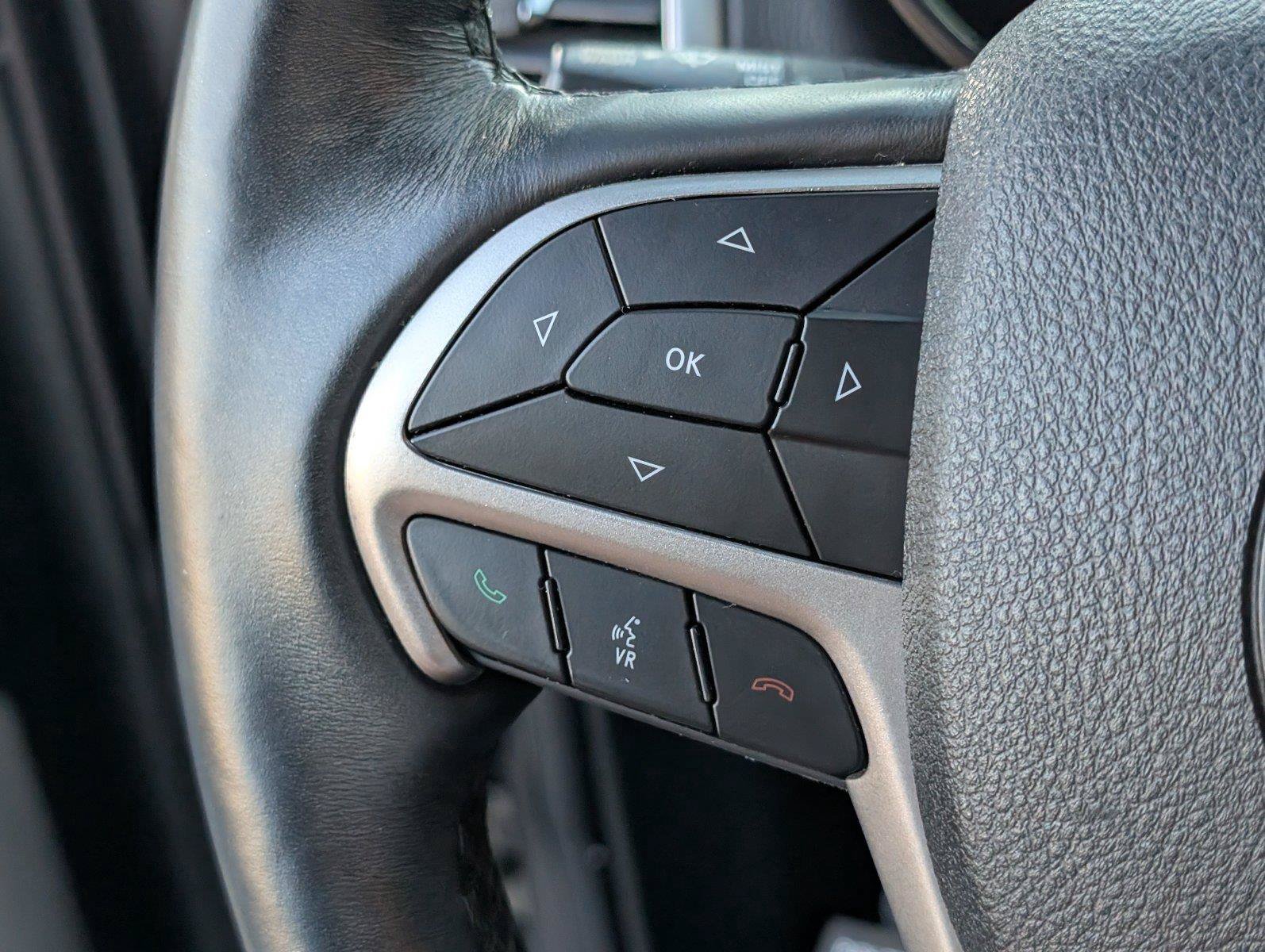 Used 2018 Jeep Grand Cherokee Limited RWD image 29