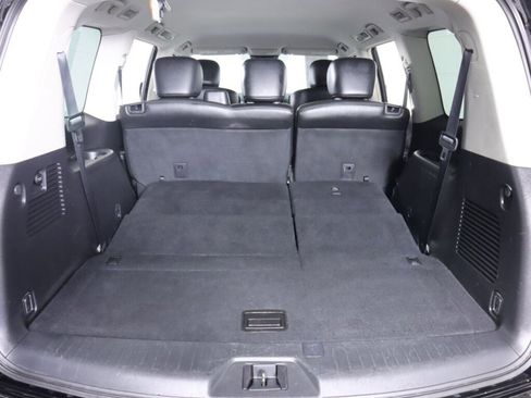 Used 2021 Nissan Armada SV image 36