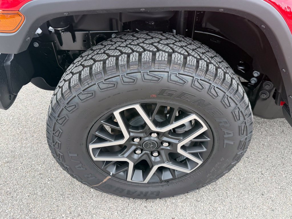 New 2027 Jeep Wrangler Unlimited Sahara AWD/4WD image 34