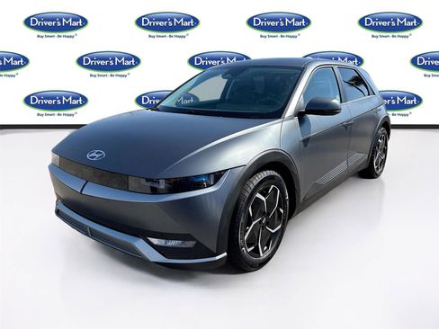 Used 2024 Hyundai Ioniq 5 SEL image 3